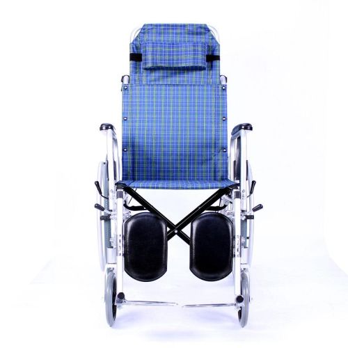 Универзална инвалидска количка со подвижен наслон и папучи кои се подесуваат - стандард DY